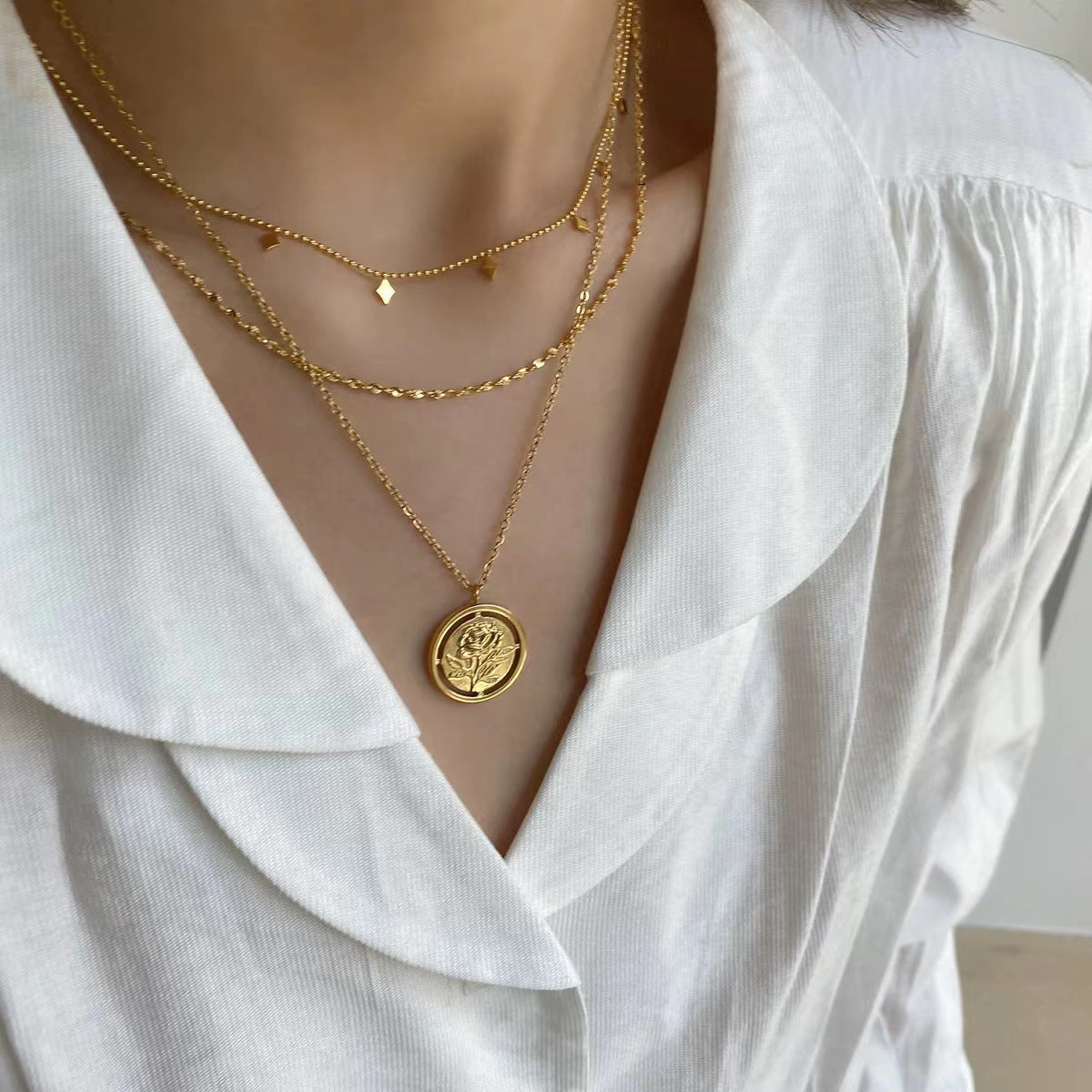 Double layered tassel necklace French fashion niche collarbone chain light luxury niche design necklace