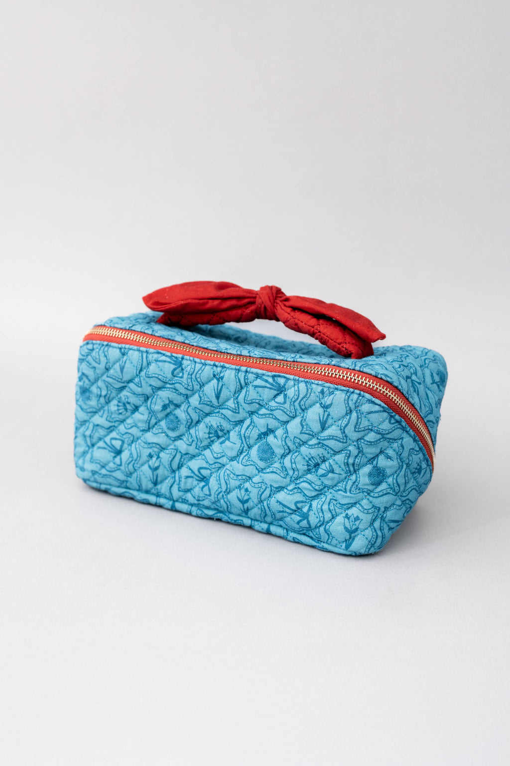 Ban.do - Makeup Bag, Flowers and Bows