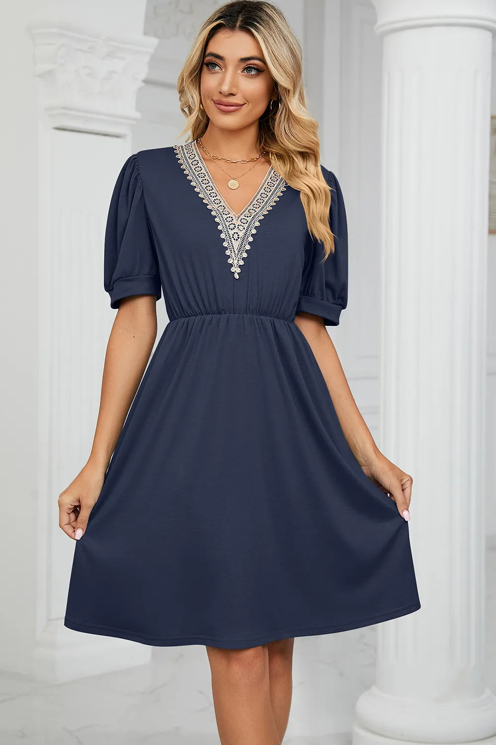 Solid color lace patchwork V-neck short sleeved pocket waist cinching dress